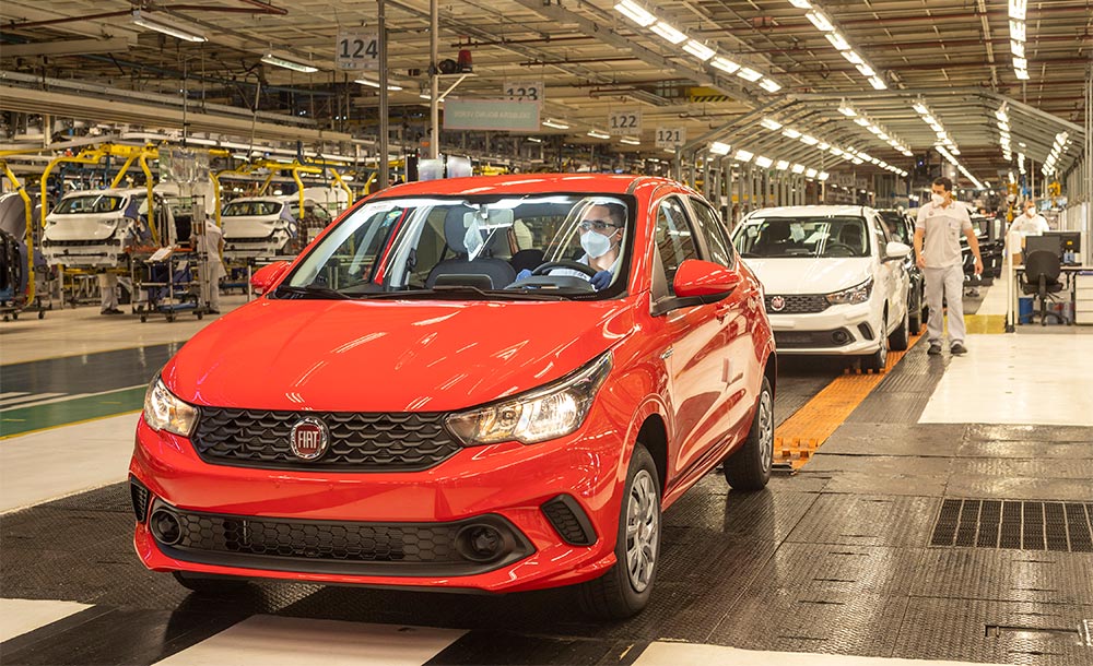 Fábrica da Fiat em Betim: marca interrompe a produção e coloca funcionários em férias coletivas