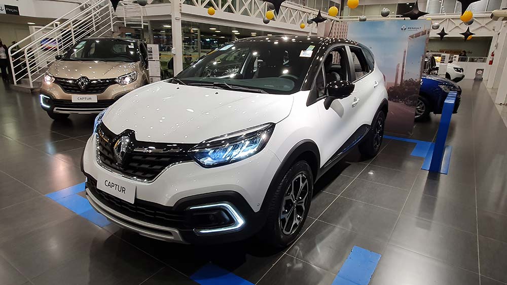 Renault Captur Iconic 2022 tem inédito motor 1.3 turbo da Mercedes