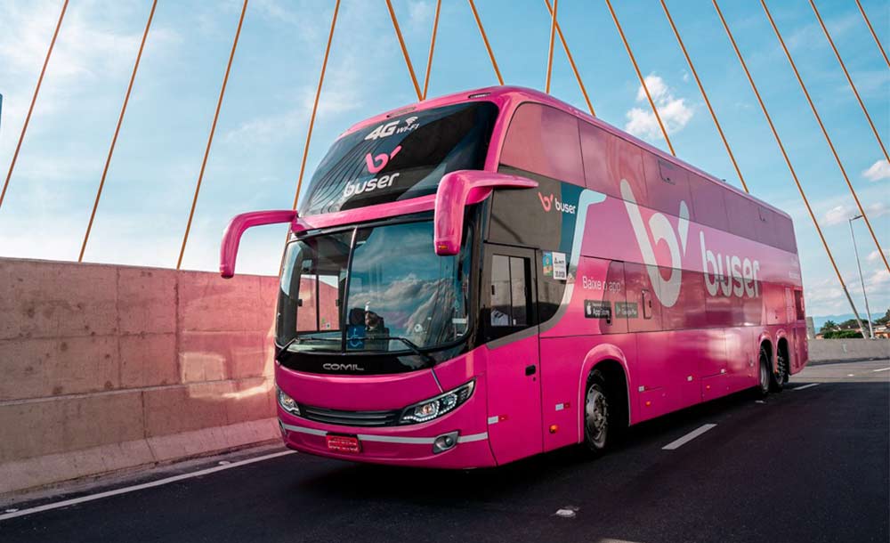 Serviço de ônibus por aplicativos com a Buser pode estar com os dias contados em Minas