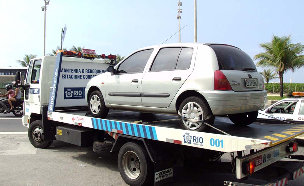 Documento do carro ficará retido até regularização (foto: Prefeitura do Rio)