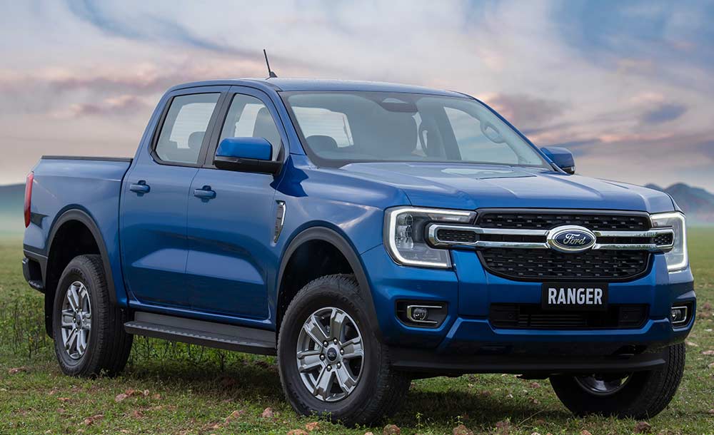 Ford Ranger XLT 2023: intermediária já possui acabamento mais refinado