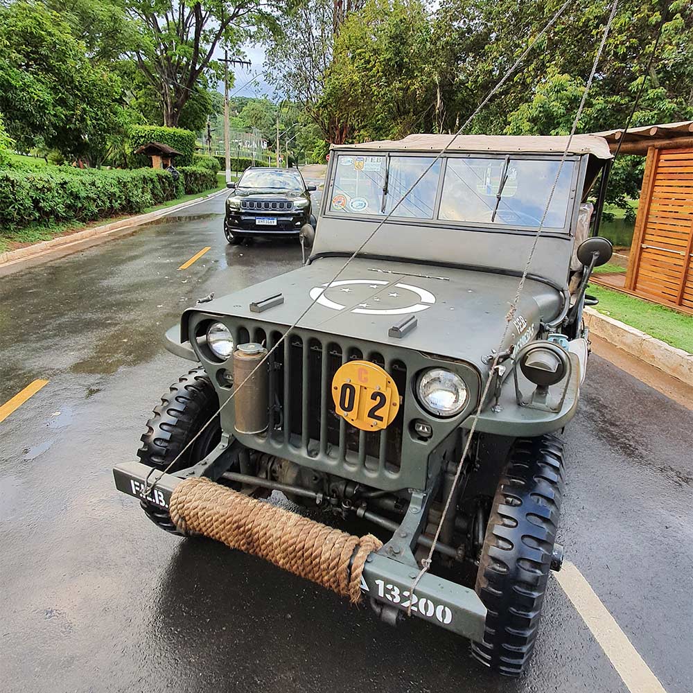 Jeep Compass Série 80 Anos e o Willys MB 1944: oito décadas de história (foto: Thiago Ventura)