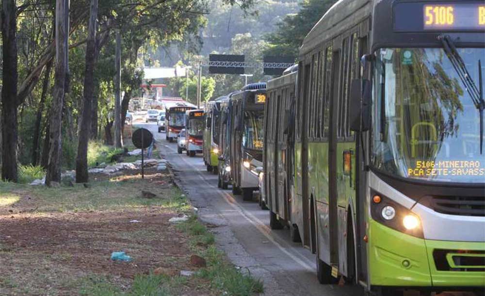 Greve de ônibus voltou a dar dor de cabeça a usuário em Belo Horizonte