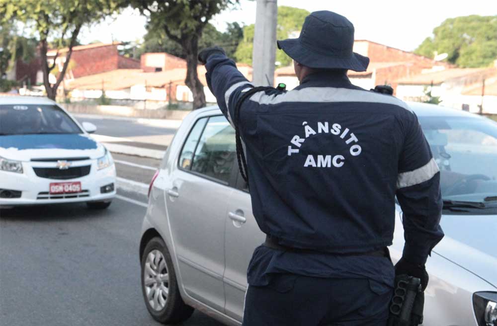 Cerca de 2,34 milhões de veículos serão tributados com o IPVA 2022 CE (Foto: Kaio Machado/Pref. de Fortaleza)