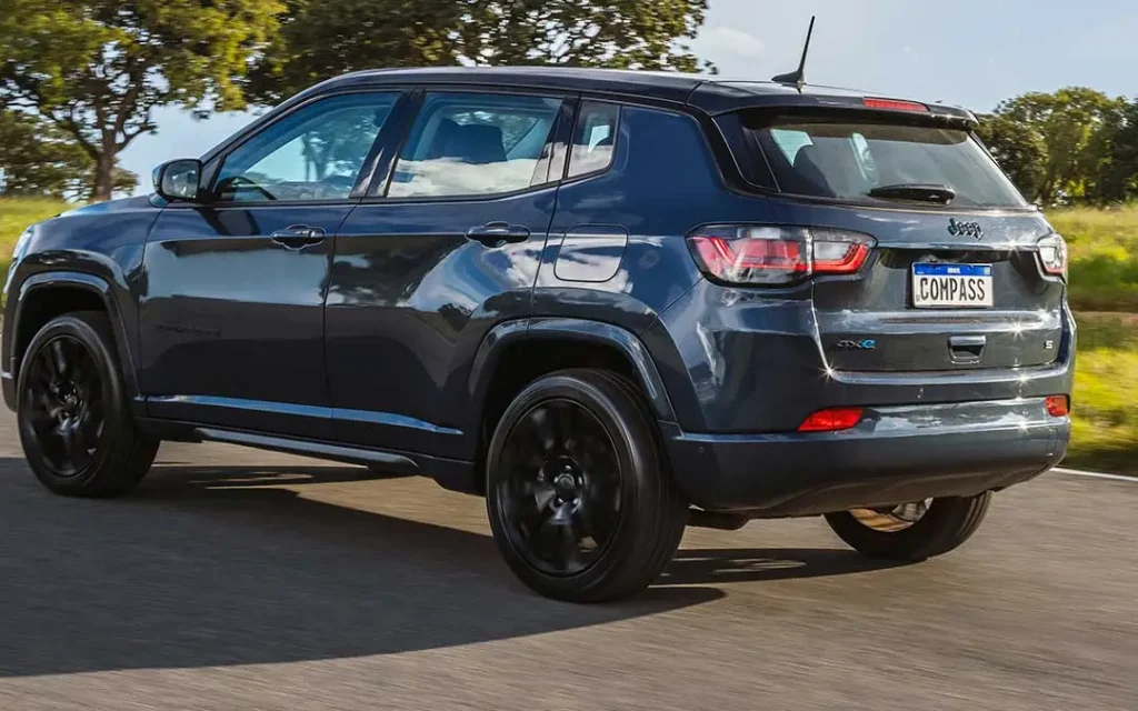 Jeep Compass 4xe 2023 híbrido Carro Esporte Clube 7