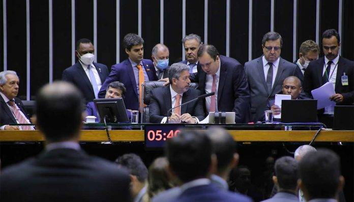 PLP que limita ICMS sobre combustíveis está praticamente pronto na Câmara (Foto: Michel Jesus/Câmara dos Deputados)