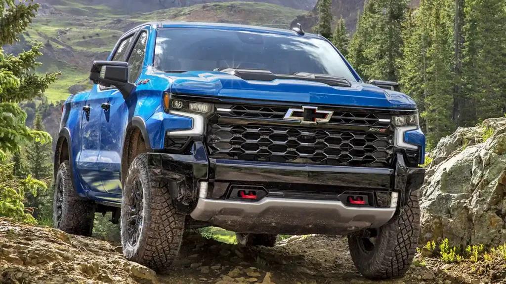 Chevrolet Silverado ZR2 2023: versão mais nervosa da picape