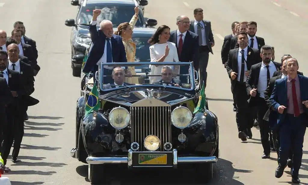 Rolls-Royce Silver Wraith na posse do presidente  Lula e do vice Alckmin (Foto: Tomaz Silva/Ag.Brasil)