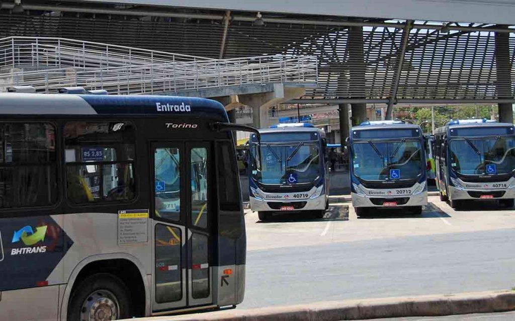 Greve de ônibus em BH afeta transporte na capital (foto: Rodrigo Clemente/PBH)