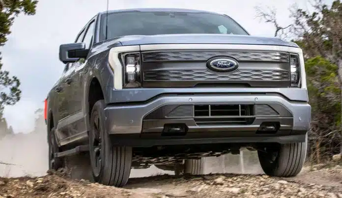 Ford F-150 Lighting: acionistas querem saber sobre trabalho infantil na rede de suprimentos