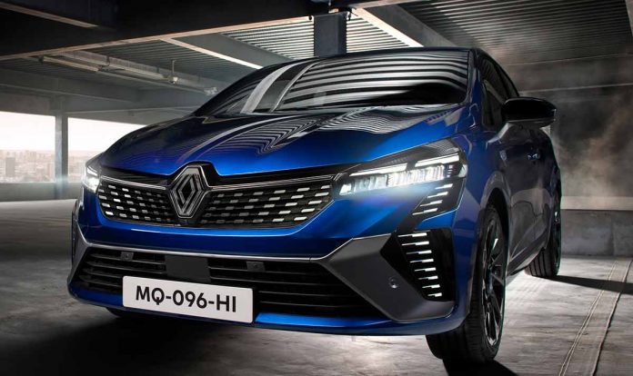 Renault Clio 2024: versão topo de linha é híbrida com 145 cv