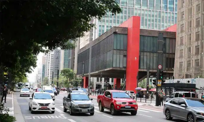 Multas de Trânsito em SP poderão ter desconto de 40%