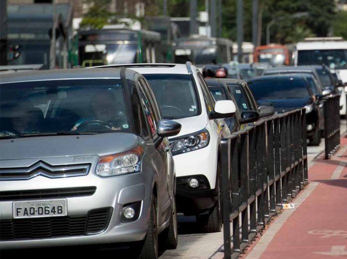 Consórcio de veículos requer atenção ao preencher IRPF