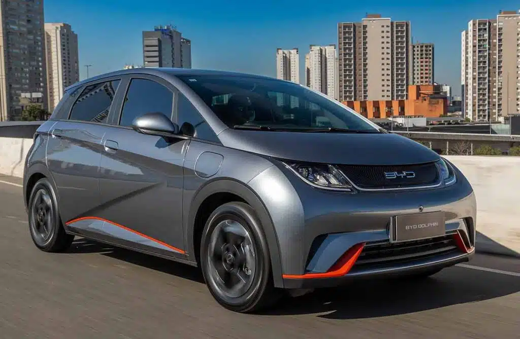 BYD Dolphin EV: hatch elétrico tem até 291 km de autonomia