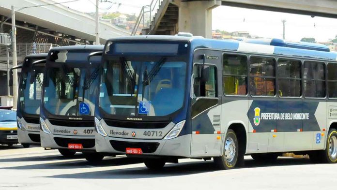 Pessoas autistas e doador de sangue terão prioridade em assentos de ônibus após sanção de lei (foto: PBH)