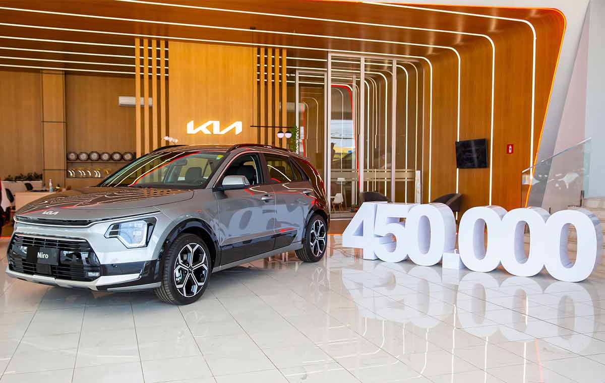 Kia no Brasil: marca completa 30 anos e 450 mil veículos vendidos