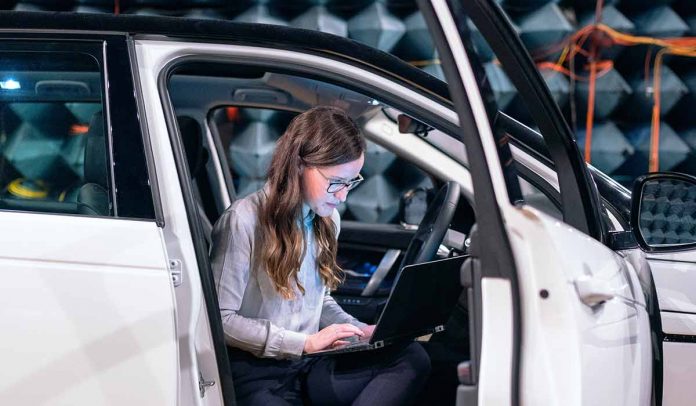 CRM e Marketing Digital: ferramentas valiosas no setor automotivo