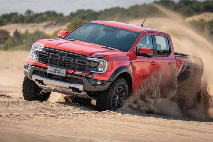 Ford Ranger Raptor: picape off-road chega ao Brasil
