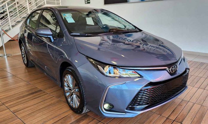Toyota Corolla 2024 ganha mudanças sutis para se manter na liderança (Foto: Thiago Ventura/Carro Esporte Clube)