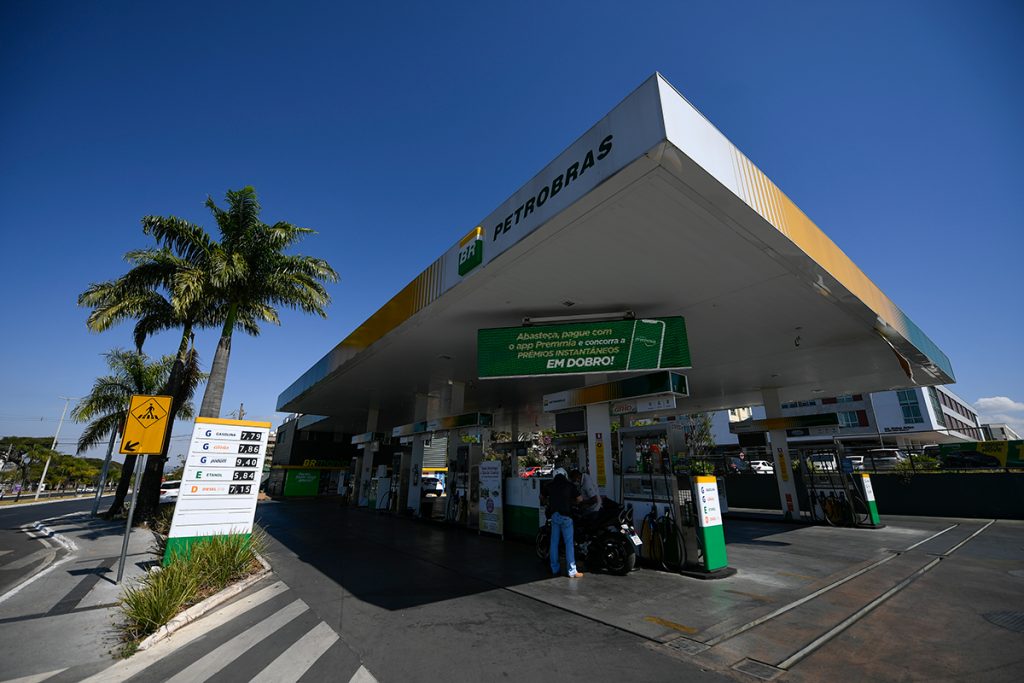 Diesel já caiu mais de R$1 ao longo de 2023, diz Petrobras
