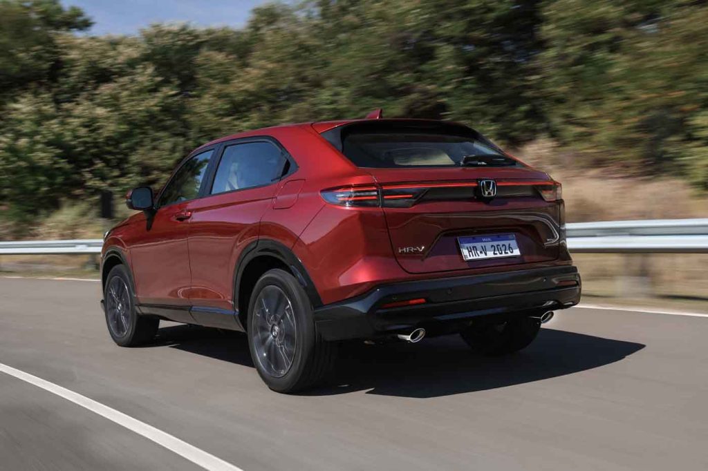 Honda HR-V 2026 Touring: SUV tem novo visual dianteiro