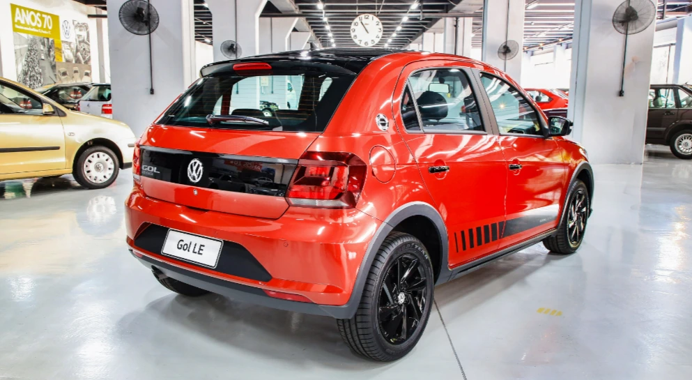 Em 2022, após 42 anos de produção ininterrupta na fábrica de Taubaté (SP) e depois de criar histórias com brasileiros e latinos de todos os cantos do continente, o Gol chega a sua última versão.